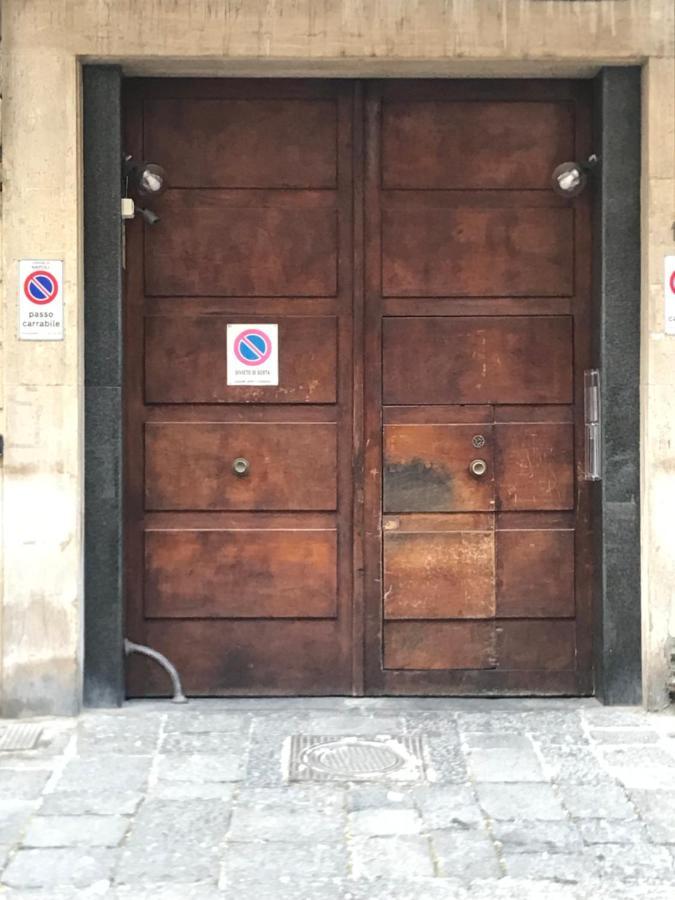 Tarumbo Holiday Intero Appartamento 120 Mq Napoli Exterior foto